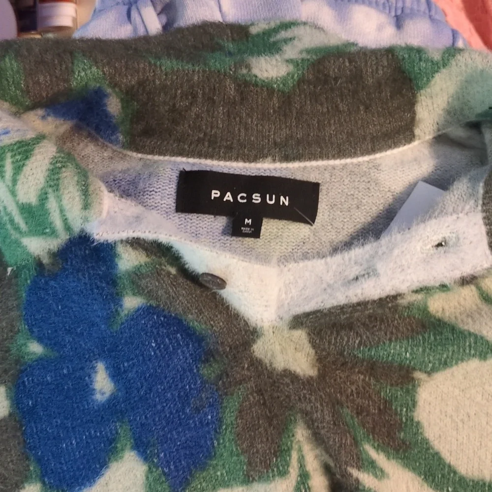 NWT PacSun Eyelash Polo Sweater - Perfect for Adding a Super Soft Pop of Color - Picture 13 of 14